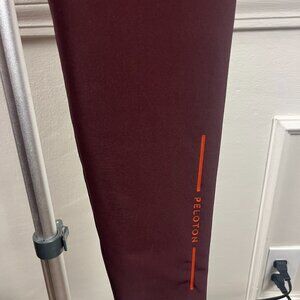 NWT Peloton Show Up Legging - XL
